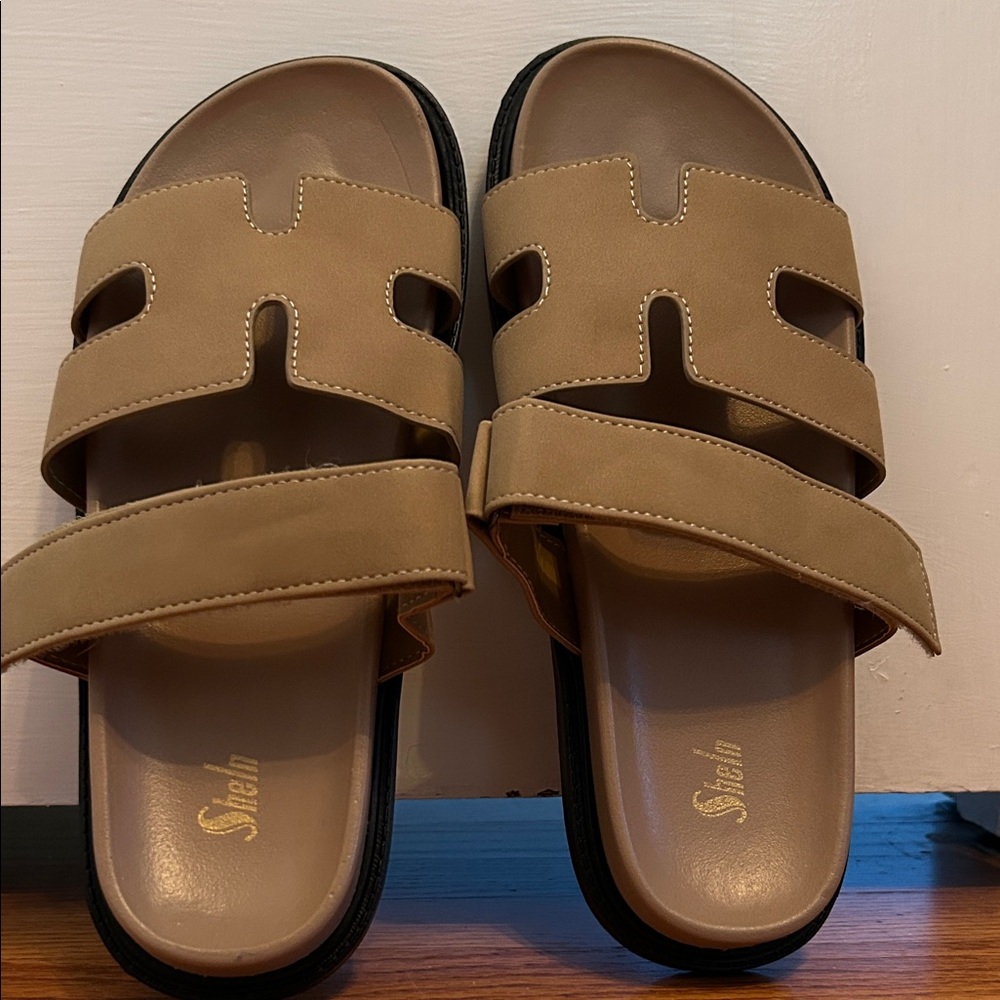 Stylish Tan Sandals for Wonen